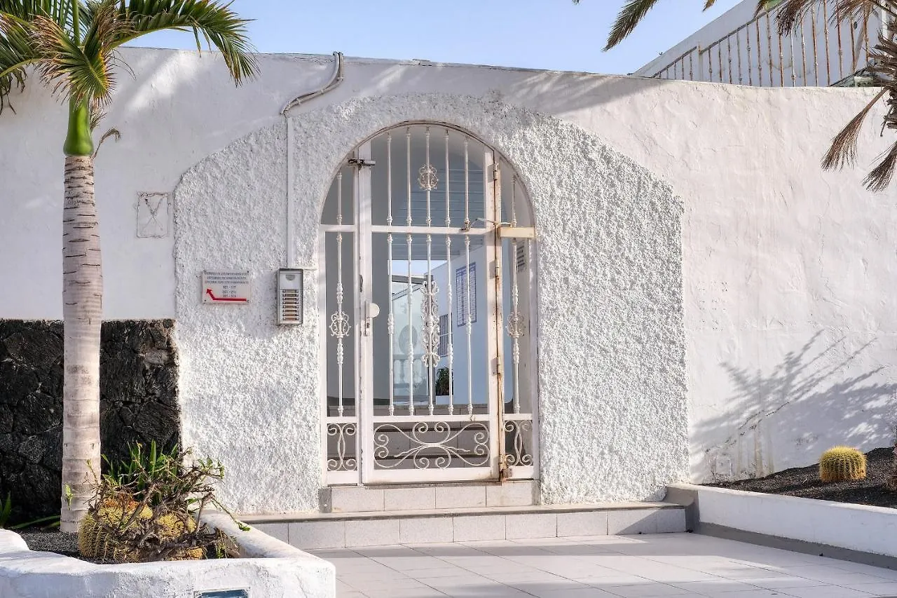 Sea View Colony Club Villa Puerto del Carmen  0*, Puerto del Carmen (Lanzarote) Spanje